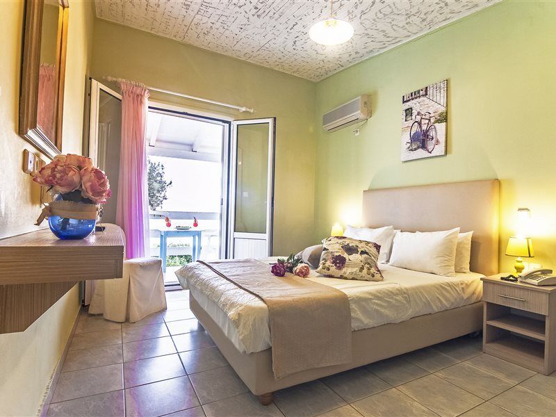 Venus Beach Hotel Bungalows 尼亚斯蒂拉 外观 照片